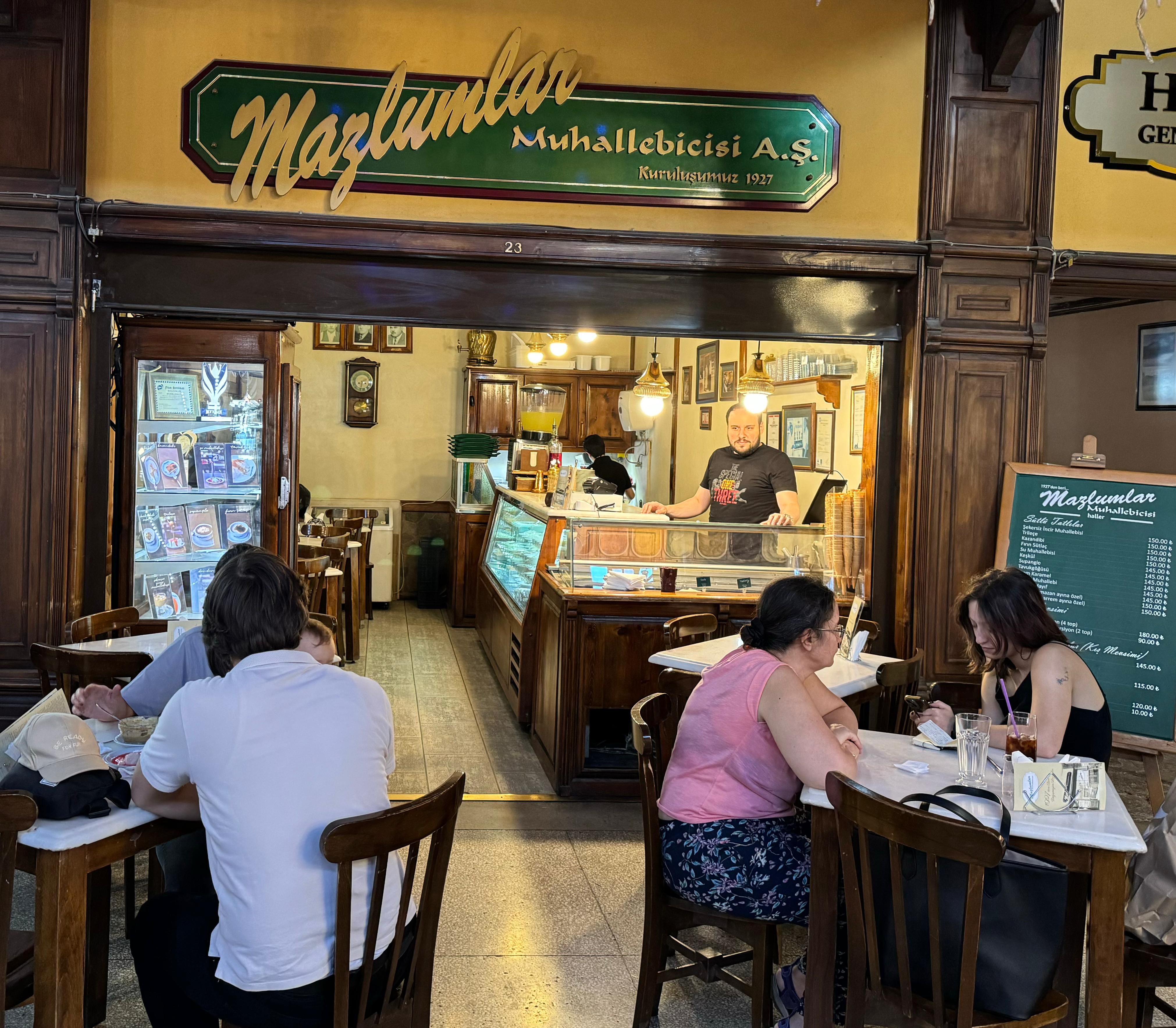 MAZLUMLAR MUHALLEBİCİSİ