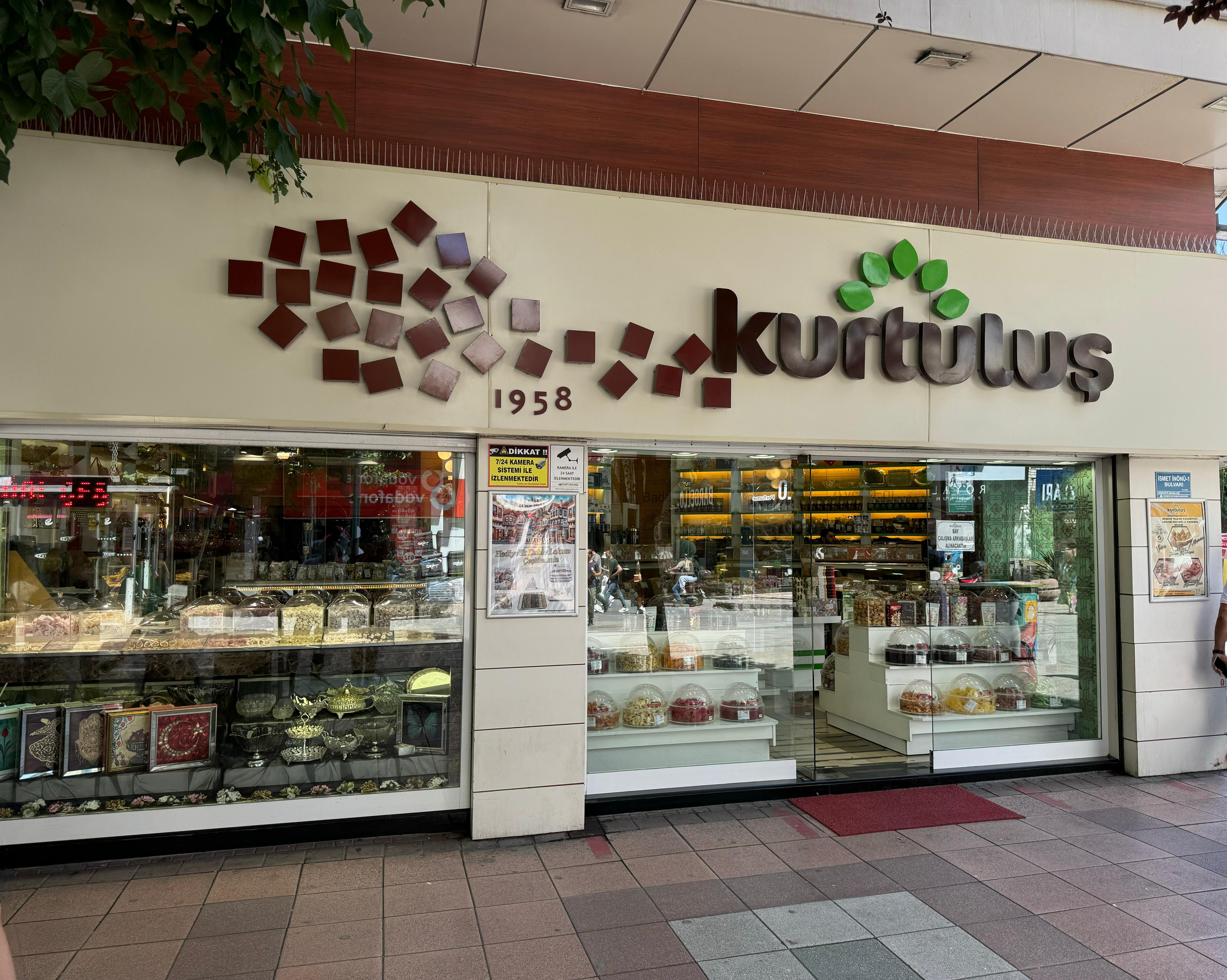 KURTULUŞ KURUYEMİŞ