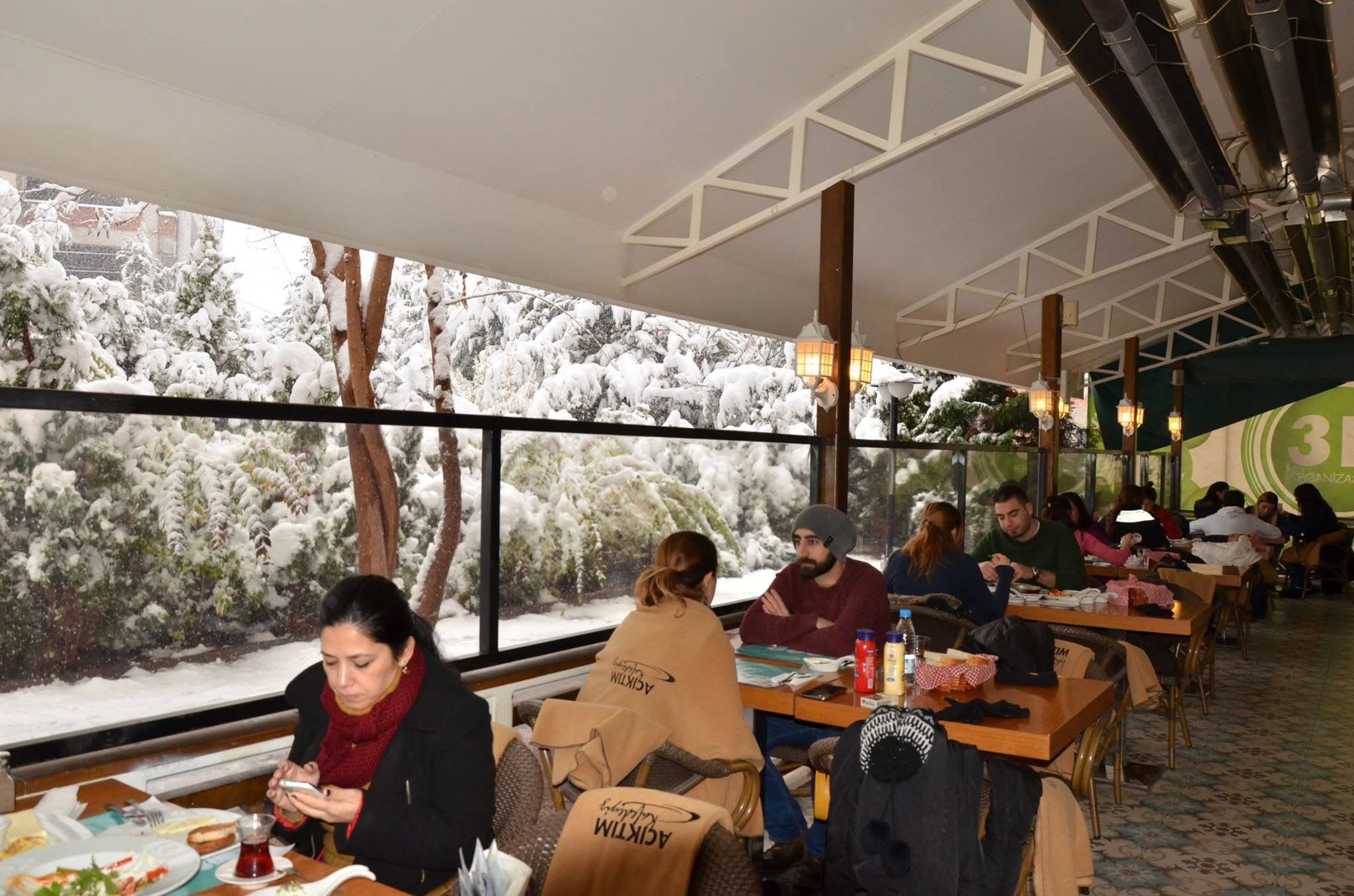 ACIKTIM KAFEDEYİZ - Fotoğraf 3